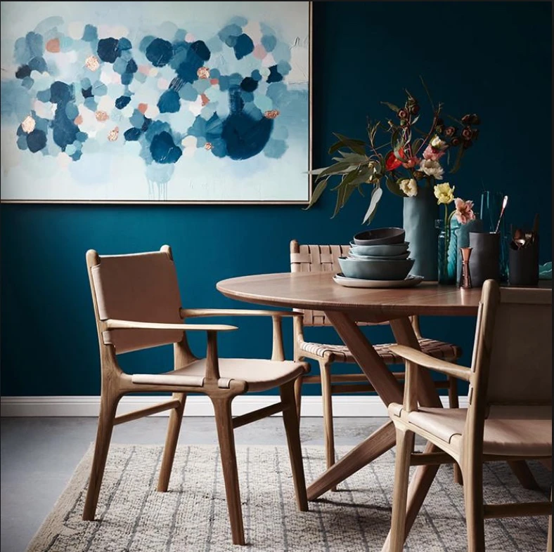 Luna Table