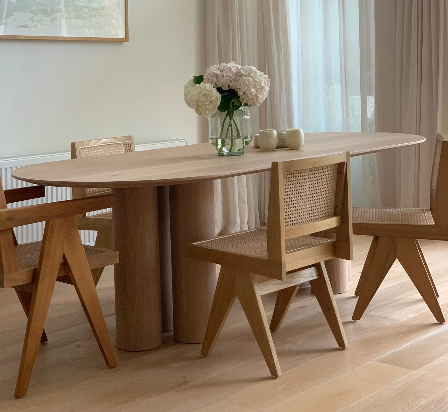 Pillar Table